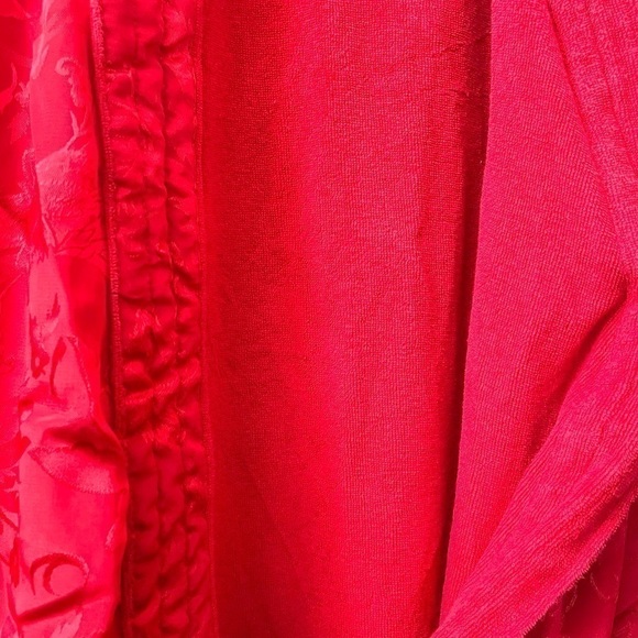 Victoria's Secret Robe S Gold Label Vintage Red Satin Terry Pockets Hollywood - Picture 6 of 11